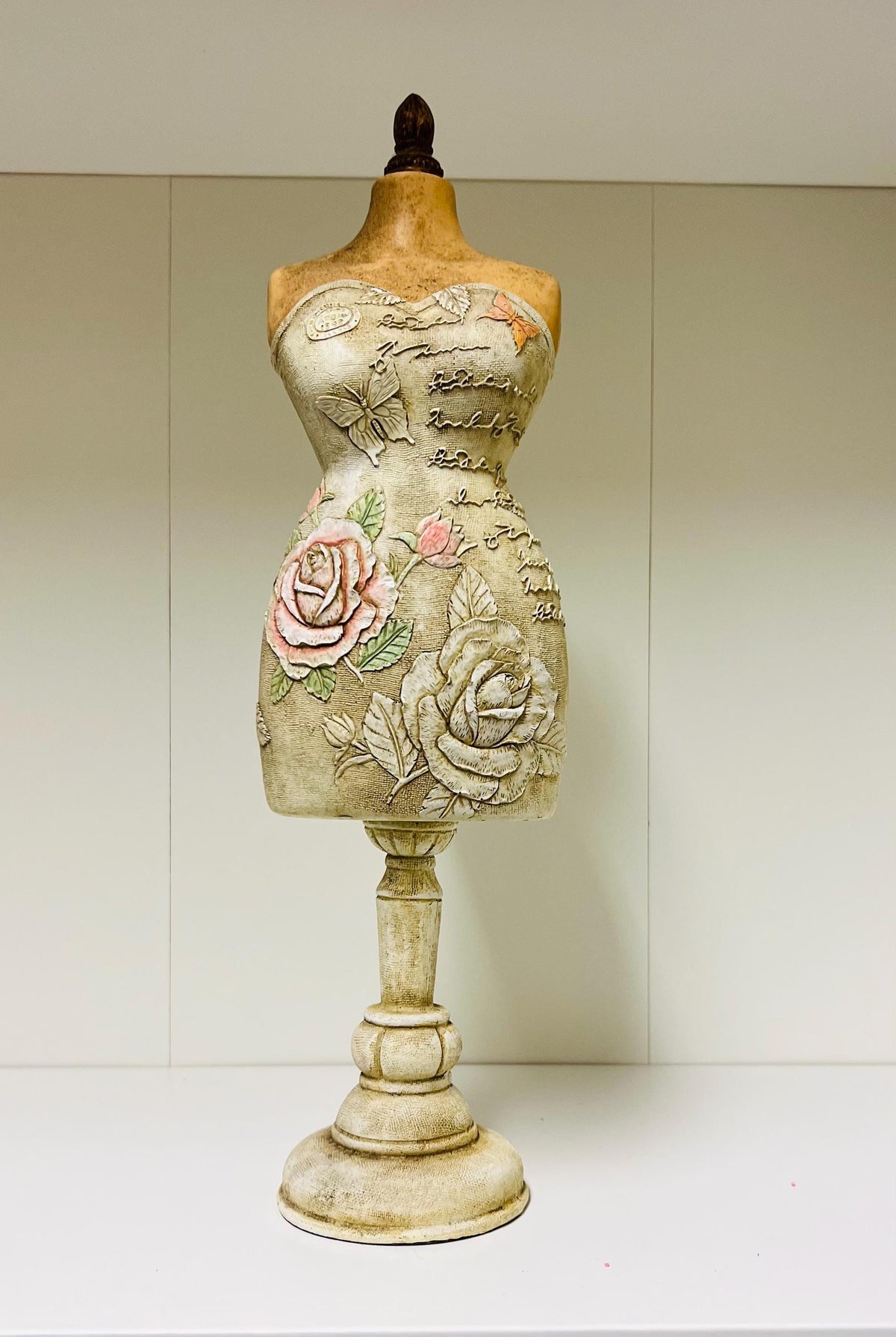 Dressmaker shelf set-Ceramic Dressmaker, ceramic textured pot with flowers.